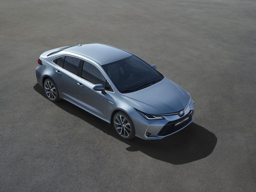  Toyota Corolla Hybrid Sedan 2019 года  (NA) (фото 1 из 44)